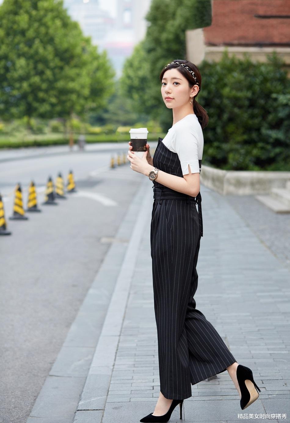 连体裤|街拍:穿连体裤的职场女生,干练又不失迷人的气质