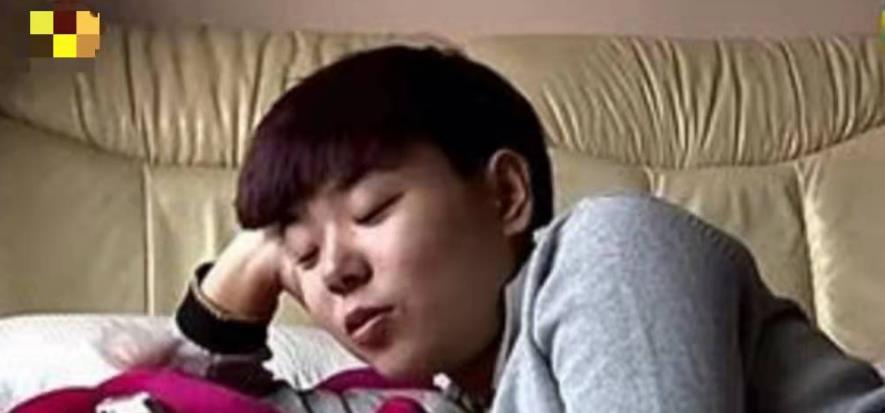 富家女刘珈辰:每月10万开销,名牌鞋边穿边扔,一言不合痛殴母亲