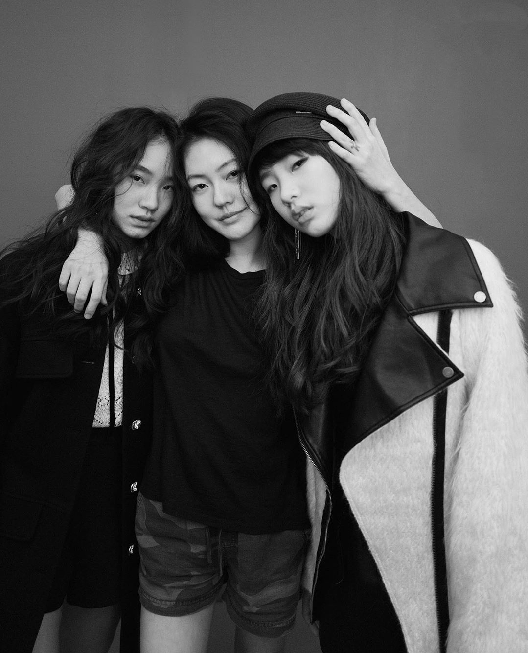 小S|小s二女儿晒无滤镜自拍,14岁Lily颜值高,身材高挑完胜妈妈