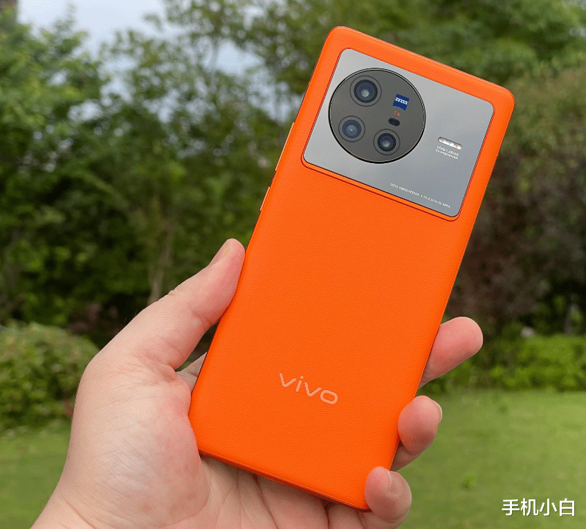 摩托罗拉|“6.18”换手机优选这3款，性能强有质感，价格从高到低选哪款？