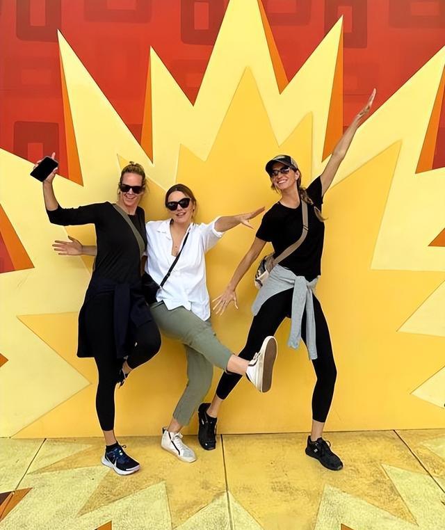 吉娘娘|吉娘娘带娃游乐园,心情好不受离婚影响,10岁女儿和妈妈同个模子