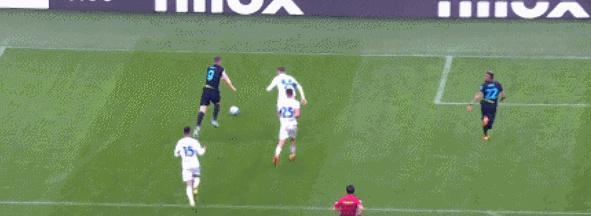 意甲|0-2落后，4-2逆转！意甲神剧本：卫冕冠军44分钟翻盘，米兰掉第二