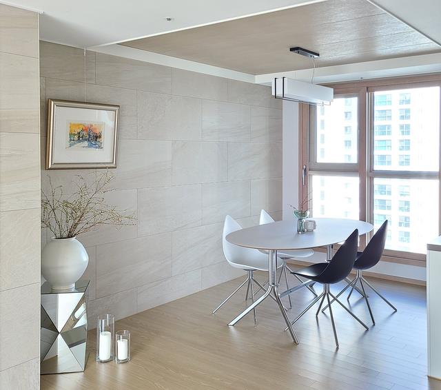 图省事买的这套90㎡的精装房,自己添置家具就入住了,效果如何?