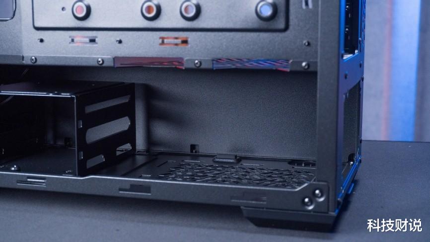 游戏手机|买机箱送RGB风扇,酷冷至尊MB520 MESH,实惠才是最重要