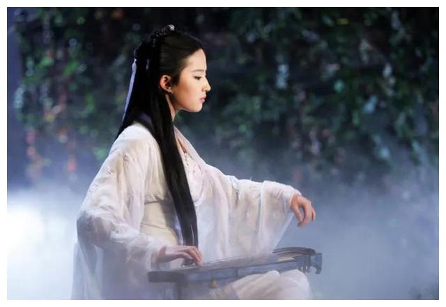 刘诗诗|七位“85花”现状，刘诗诗给刘宇宁配戏，赵丽颖好剧频出受欢迎