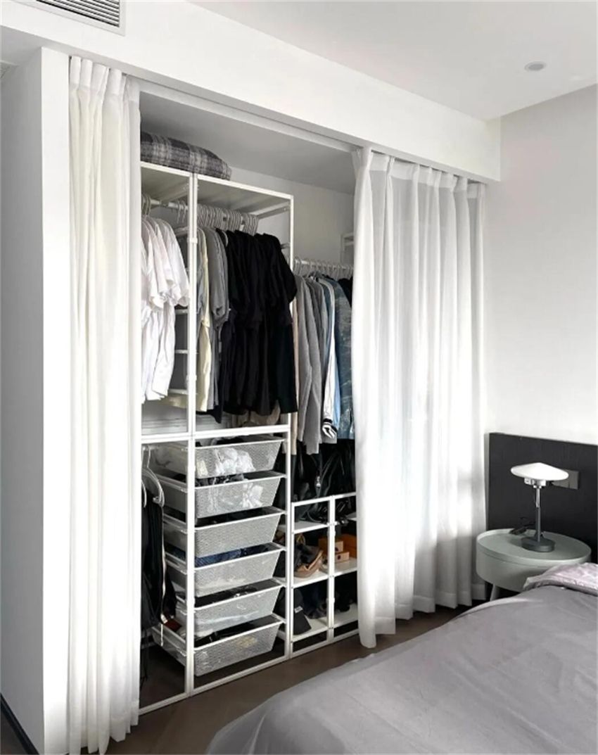 为什么现在多数人都选择定制衣柜,而不找木工打柜子?二者差在哪