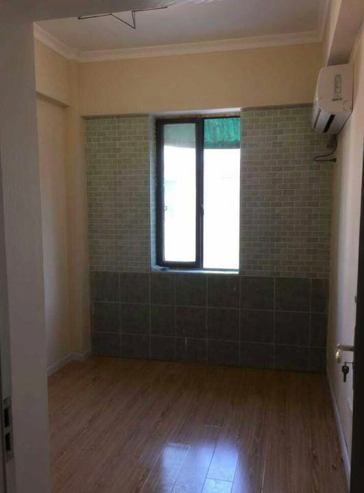 花100万买南京45平蜗居,厨房只有拳头大,厕所可能你都没见过!