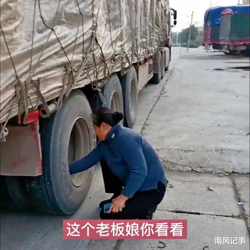 河南:卡车司机停车吃饭,汽修店老板娘偷偷摸摸放气,太丢脸!