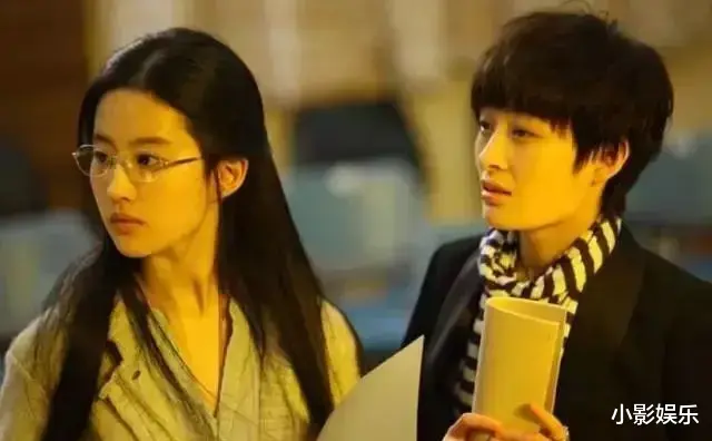 刘亦菲|他俩不会是合约情侣吧？