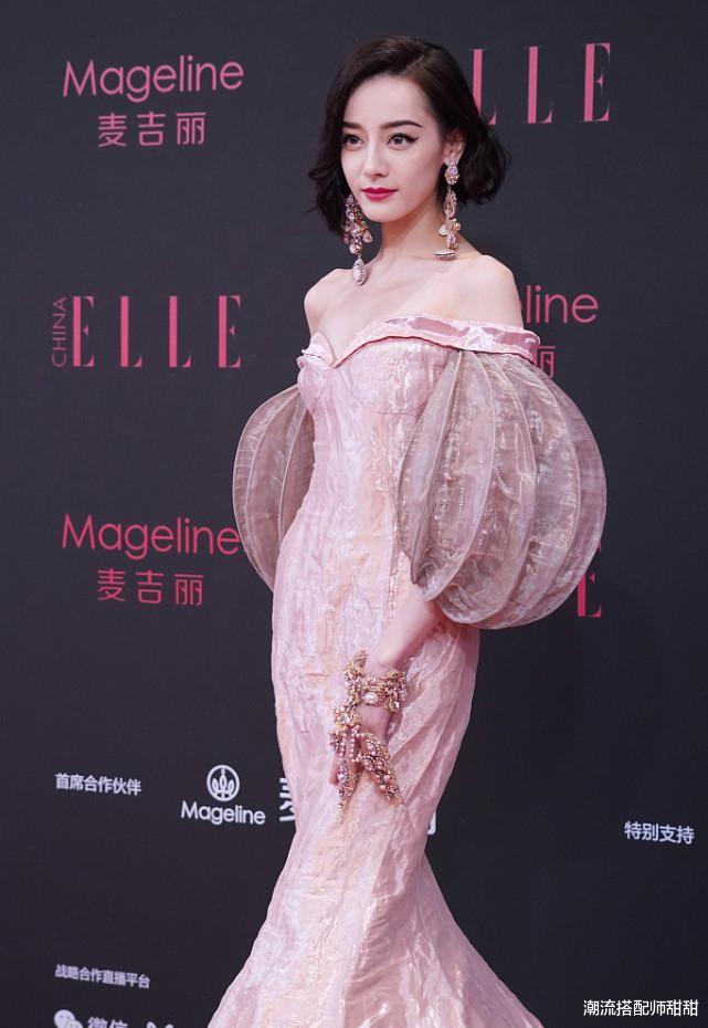 黄瓜 迪丽热巴也太有异域风情了，把灯笼当做衣服穿，短发造型也太A了