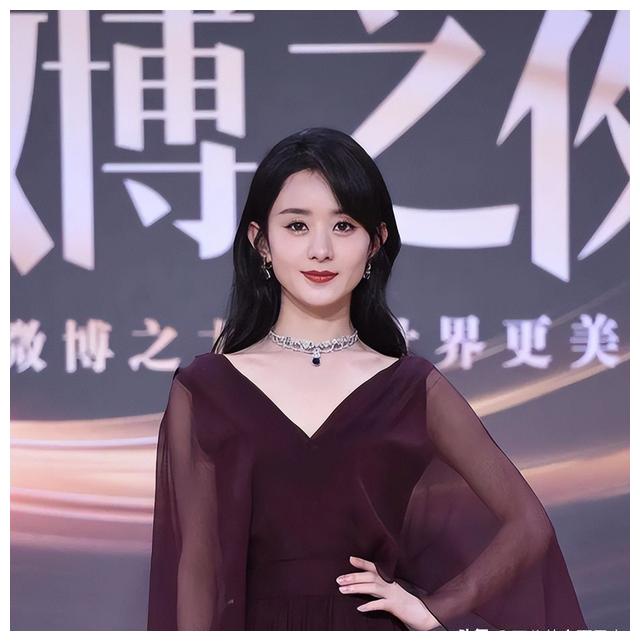 林心如|又显老又显小？这6位女星乍看一张甜妹脸，再看却有点“奇怪”