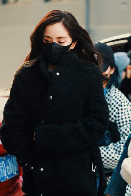 春晚|2022文联春晚演员阵容曝光，邓超杨幂露面，张艺谋陈凯歌线上参与