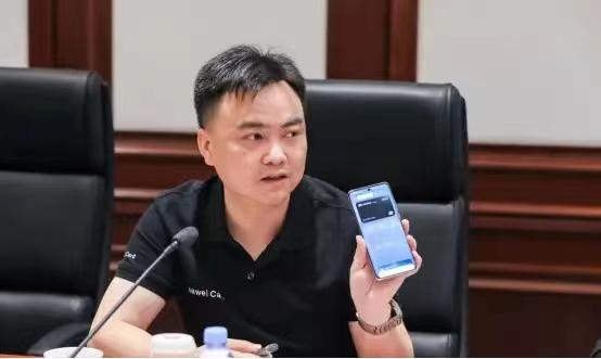 编程|微信、支付宝真正对手来了？新的支付巨头诞生，已合作200家银行