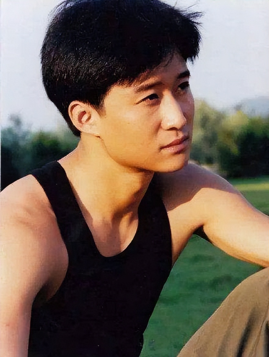 吴京|吴京:一句话惹怒叶问弟子,拍《战狼》险失明,与甄子丹有何恩怨?