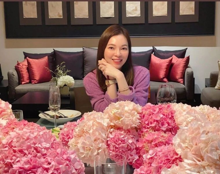 刘诗诗|嫁给郭台铭当百亿豪门女主人,曾馨莹凭什么“击败”林志玲刘嘉玲