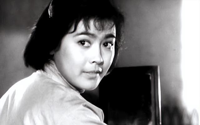 杨雅琴|《苦菜花》美丽娟子,两段婚姻潦草收场,侄子:姑姑一生追爱不得