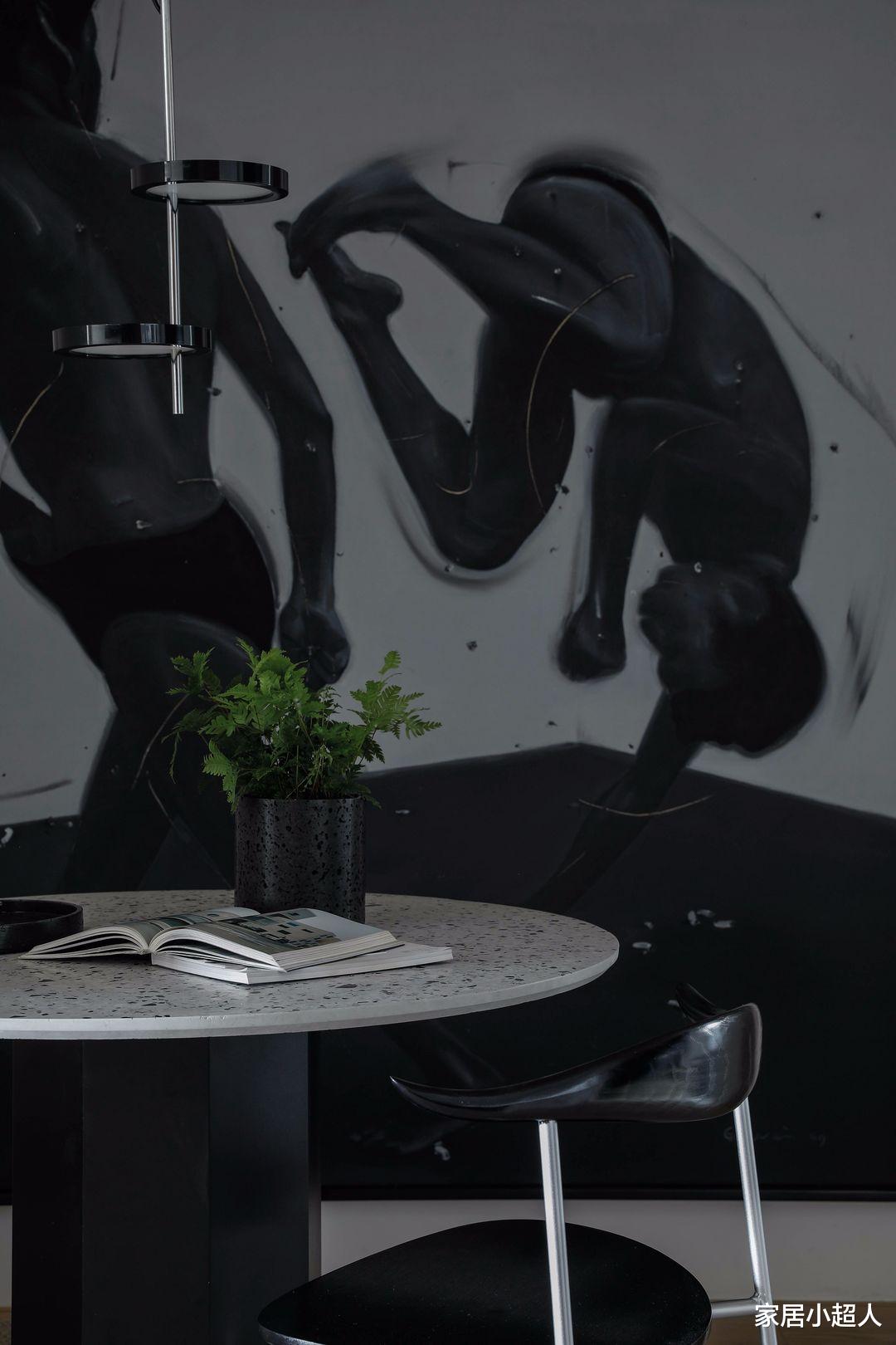 精英男士的家,对生活有着极高要求,家居空间也是独一无二