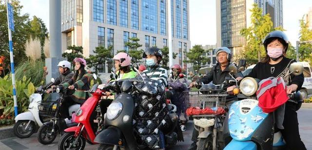 电动车的电池寿命一般有多长?换电池要多少钱?