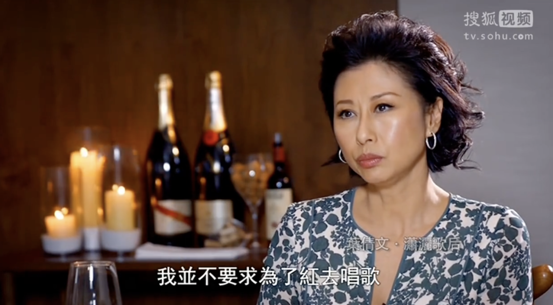 叶倩文|60岁一头高级奶奶灰，终于明白妈妈当年为什么爱叶倩文