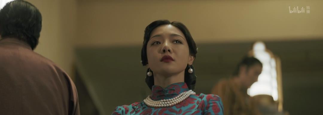 邓家佳|打败汤唯，碾压袁泉，恩爱15年却突然宣布离婚：恭喜，终于轮到她红了！