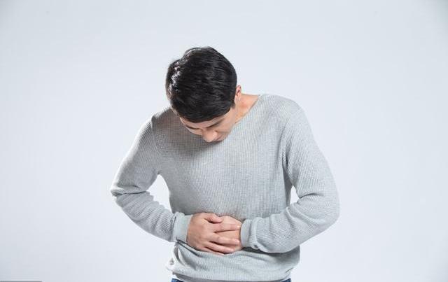 脂肪酸|肝炎患者注意了,身体出现这4个症状,可能是肝癌的前兆