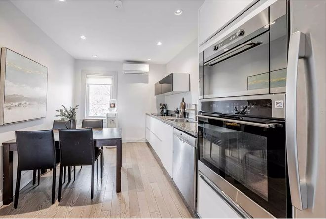 多伦多|加拿大多伦多房主\b卖房只卖一半!二楼开价\b$60w!会有人买吗?