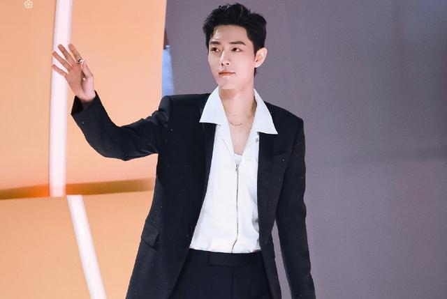 肖战|知情人发文暗示心疼肖战，演技容易被忽略，本身是实力派