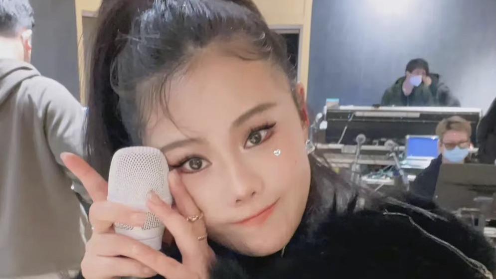 袁娅维|袁娅维演出当天取消！大批粉丝脱粉要求退票退钱，去年也是如此