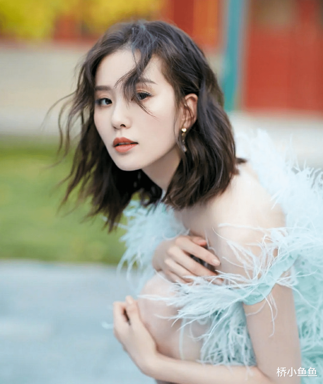 杨天真 女人上了年纪就别留长发了，推荐这5种“齐肩发”，显脸小有气质
