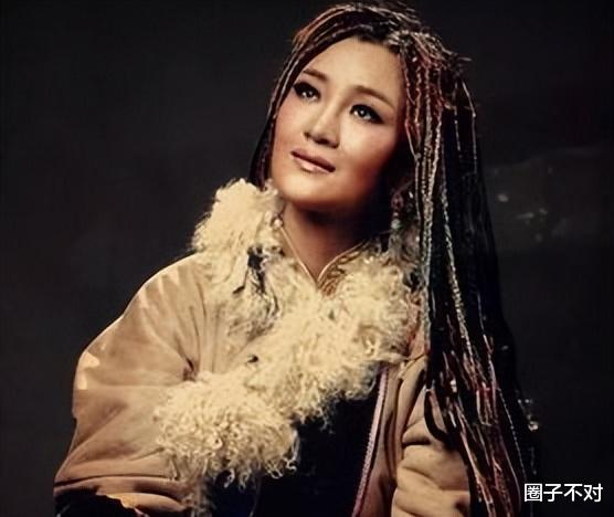 降央卓玛|降央卓玛：直言娱乐圈的人爱装，与好友刀郎法庭相见，现在如何了