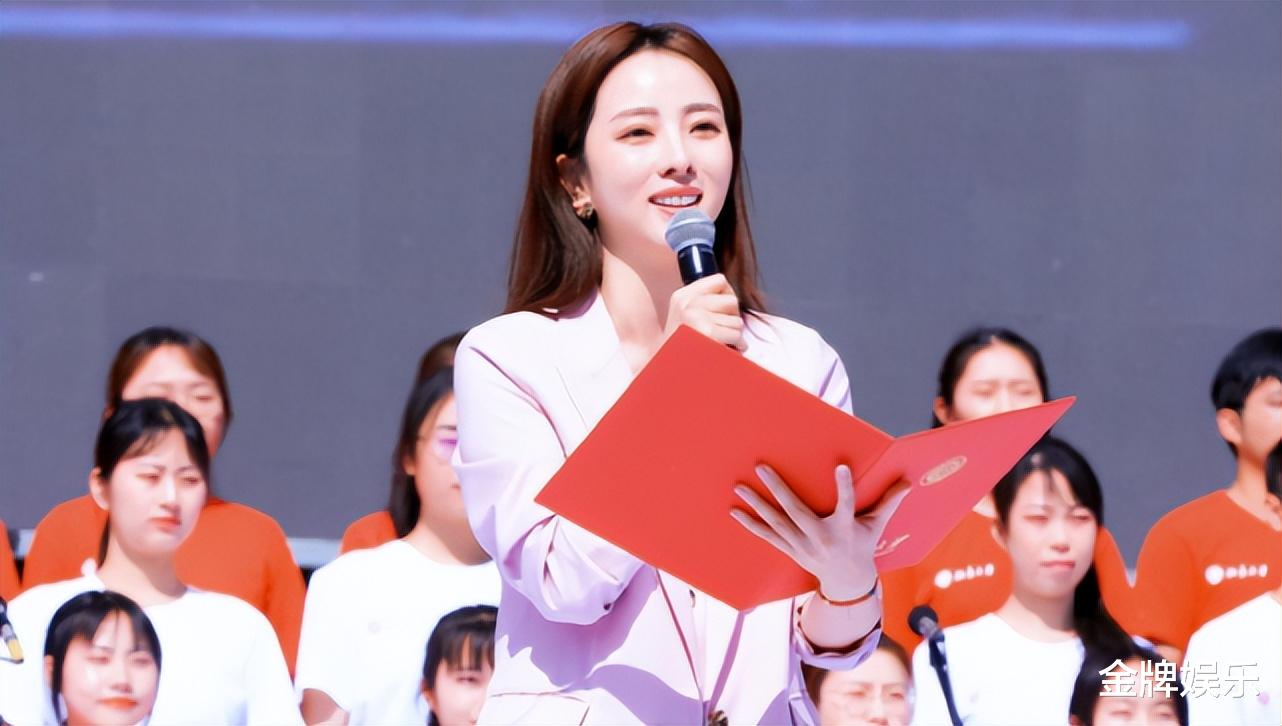 李思思|央视主持人李思思被调到冷门的购物频道？知情人道出其中的真相