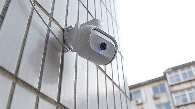 专项整治|双云台人形追踪，看车神器——小白室外全景摄像机云台版Q1