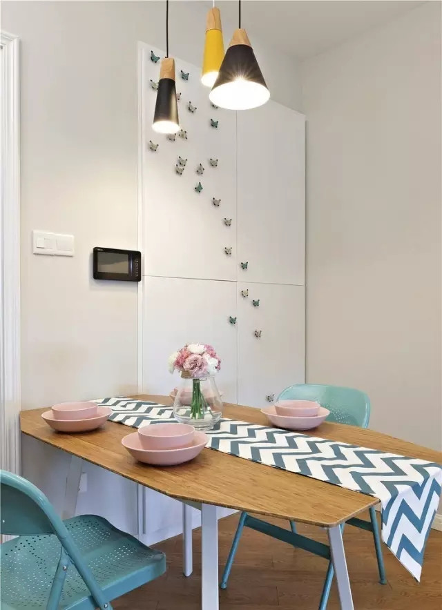 55平北欧风一居室,色调就像春天刚来时的样子,自然而灵动