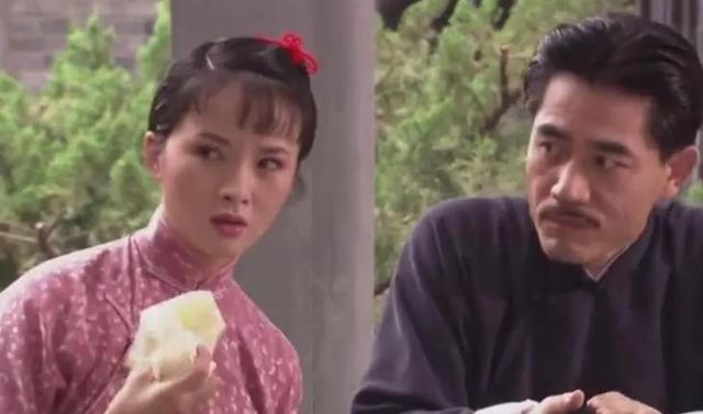 金泫雅|重温《大宅门》：香秀自以为算计了所有，但其实还是被白家算计了