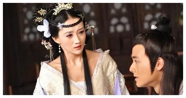 何炅|“人走茶凉”何炅:揭娱圈黑幕遭资本报复,唯有沈腾马丽前来报恩