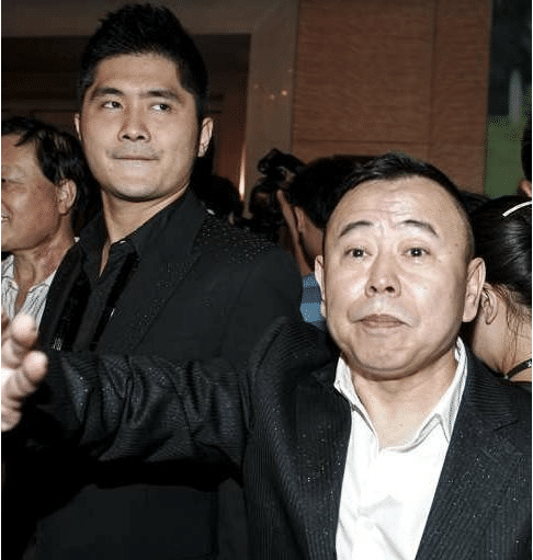 潘阳|潘阳：30岁嫁10亿富豪，全要感谢潘长江？如今为何带儿子长住娘家