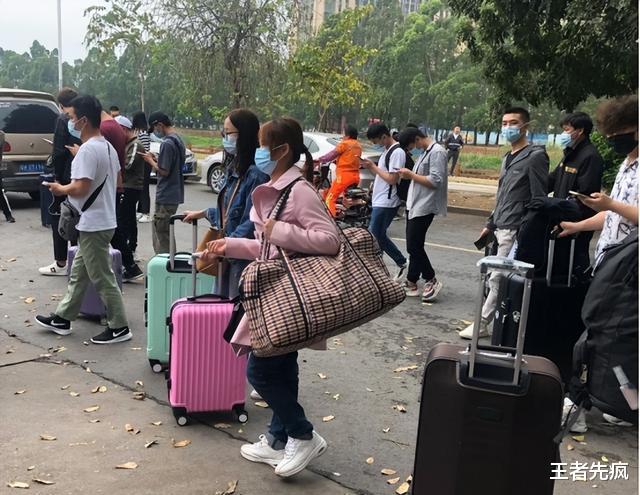 用工荒|工厂出现“用工荒”,却仍不愿涨工资,离职工人说出“内幕”!