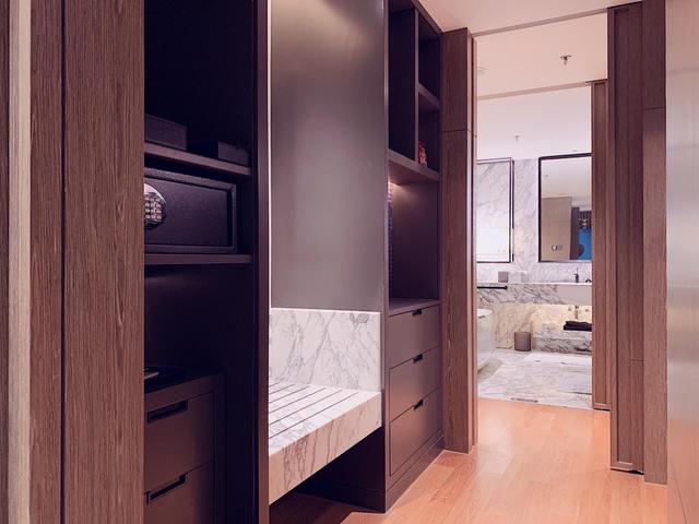 听说楼下把卫生间改成了衣帽间,心理压力倍增,改主卫没那么简单