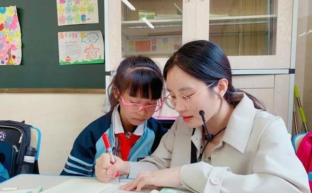 笔记本|网友建议中小学多招男教师，西安教育局回应：教师岗不应限制性别