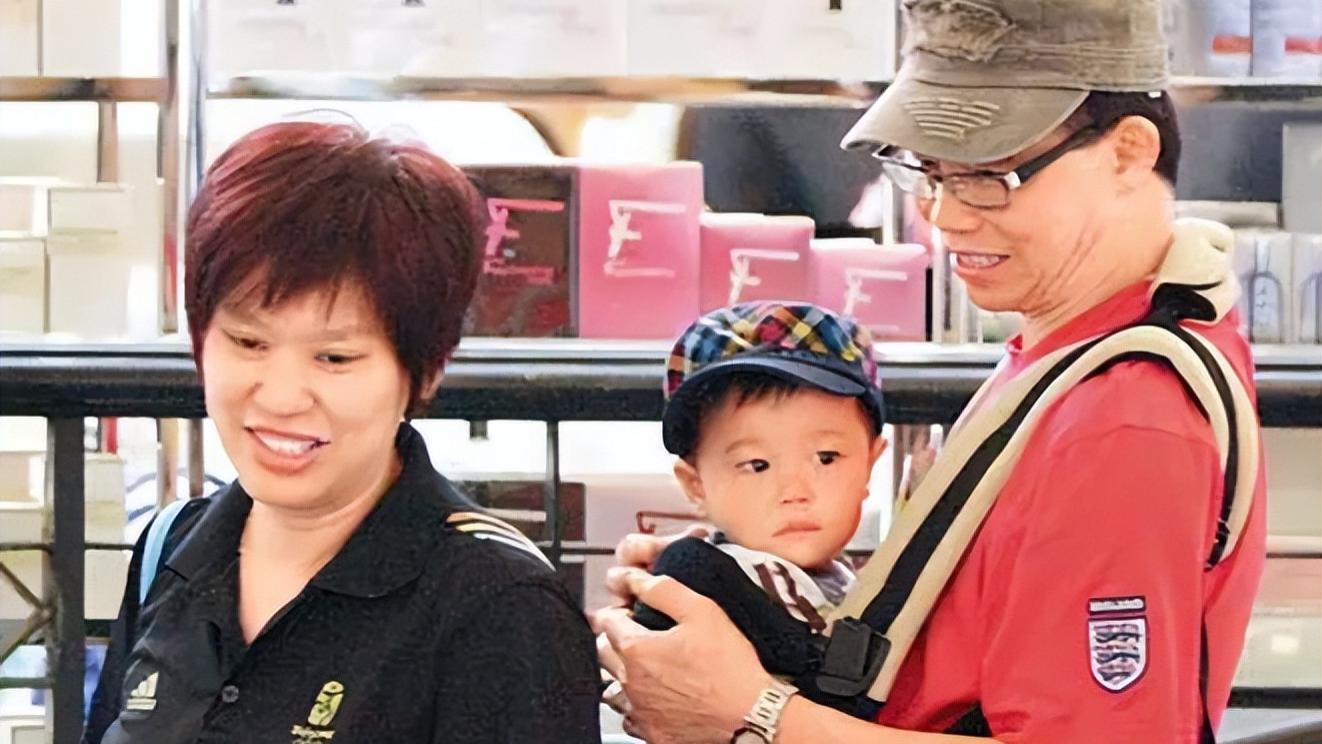 梅启明|梅艳芳71岁哥哥离婚！曾得妻子默许出轨，被曝用妹妹遗产养私生子