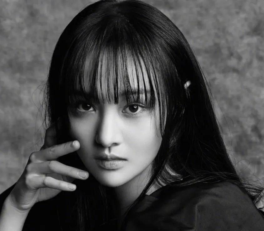 郑爽|郑爽虐童风波升级!孩子深度割伤烫伤,郑爽称是玻璃女儿称是剪刀