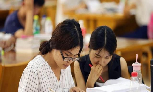 大学|大学3个专业听起来“高大上”，其实找工作有难度，学生尽量避开