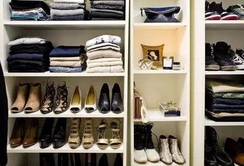 家里鞋子别这样放，有钱人一看就懂，预示会走霉运