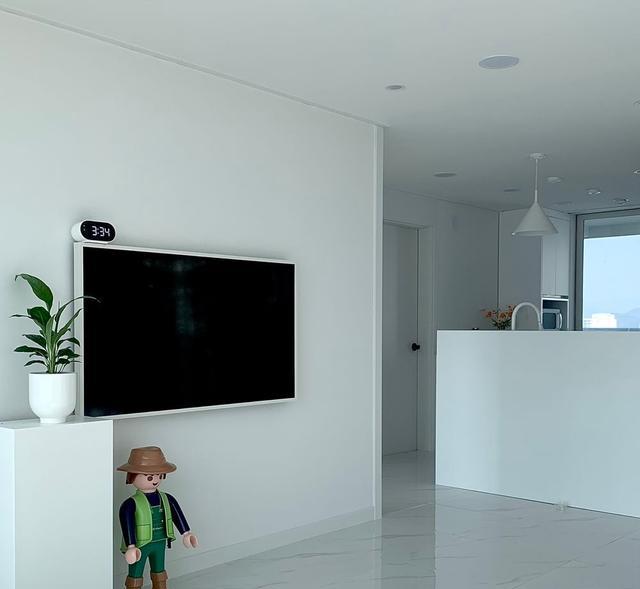 第一套房装修不盲目跟风,坚持断舍离,全屋清爽干净好治愈!