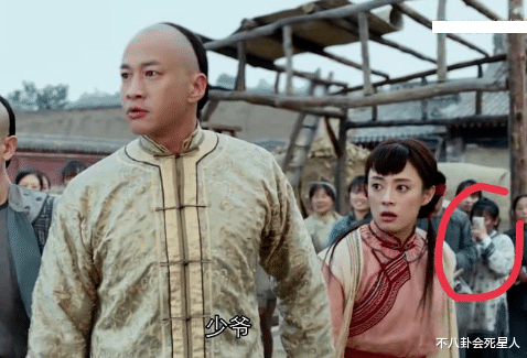 明星|棉拖鞋、运动鞋、无人机、6只手，还有比这些剧更离谱的吗