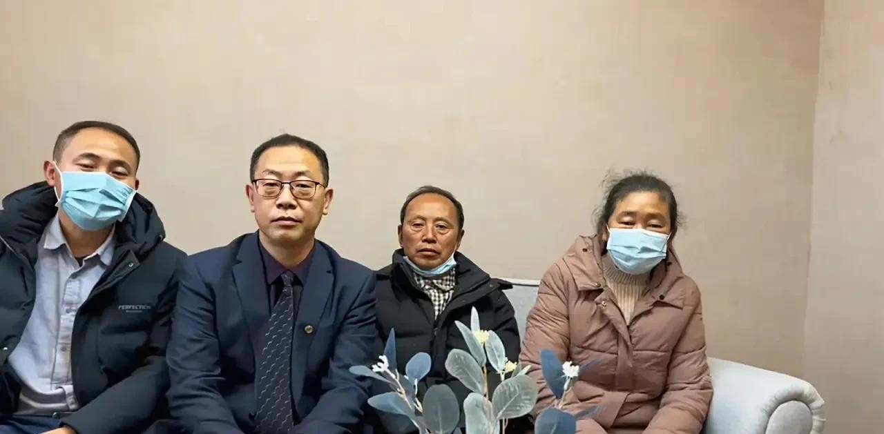 请胡鑫宇家人和律师,不要给警方添乱,也请你们澄清一些问题