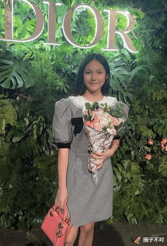 明星|明星离婚后星二代现状大不同：有人10年未见爸、有人10岁直播带货