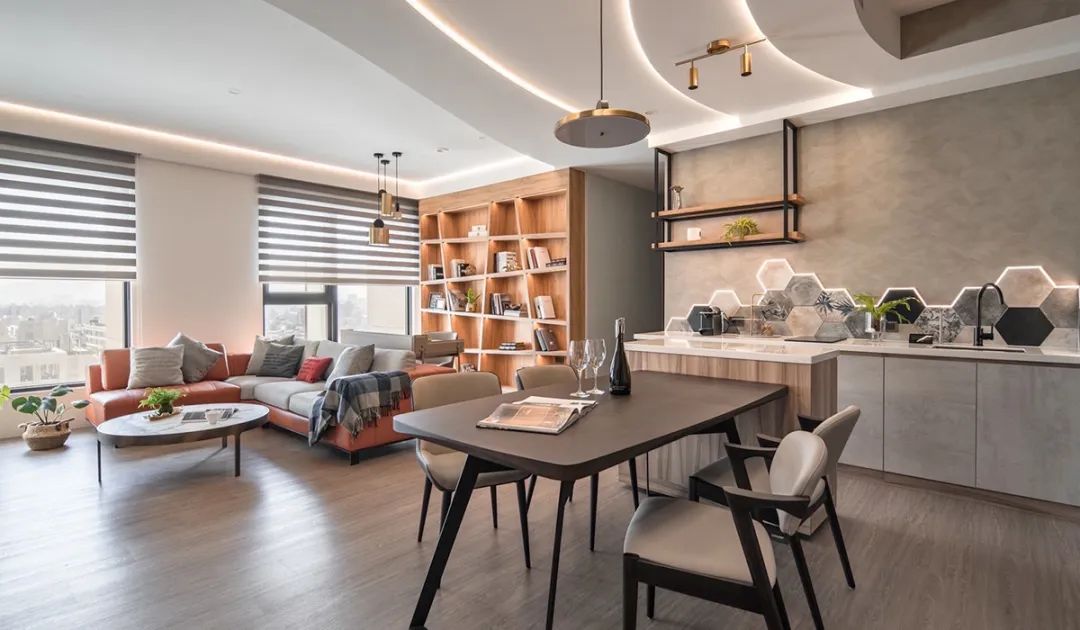 发现这户人家的装修,那叫一个高级有品,忍不住拍照给大伙瞅瞅