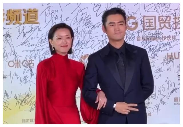 金鸡奖红毯，倪妮美翻天，宁静、陈妍希就是灾难现场，差距明显