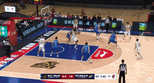 贾利尔·奥卡福|无解奥卡福！梦幻脚步称霸内线，韩德君、易建联慌了吗？